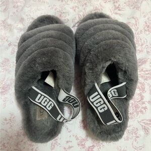 UGG Women's Fluff Yeah Charcoal Fluffy Slippers